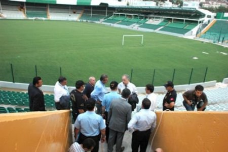 Emniyet Müdürü Halil Yılmaz'dan Bursa Atatürk Stadyumu'nda Güvenlik İncelemesi