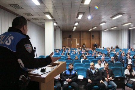 Emniyet uyardı: Araç veya evinizin önüne hırsızları cezbedici eşya bırakmayın