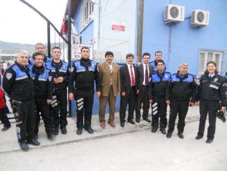 Emniyet'ten Öğretmenler Günü sürprizi