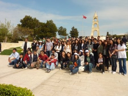 Emniyetten üniversite öğrencilerine Çanakkale gezisi