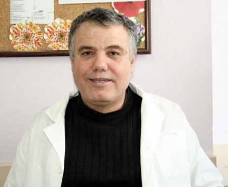 ‘Emzik kullanan bebeklerde orta kulak iltihabı daha sık görülüyor’