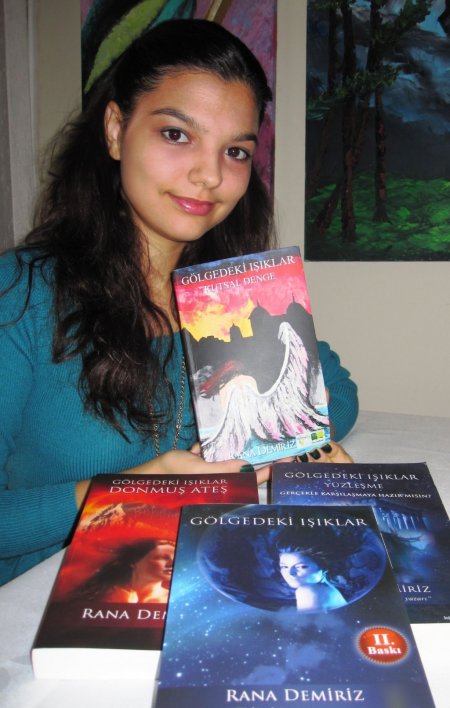 'En genç romancı' YGS denemesinde kendisiyle ilgili soruyla karşılaştı