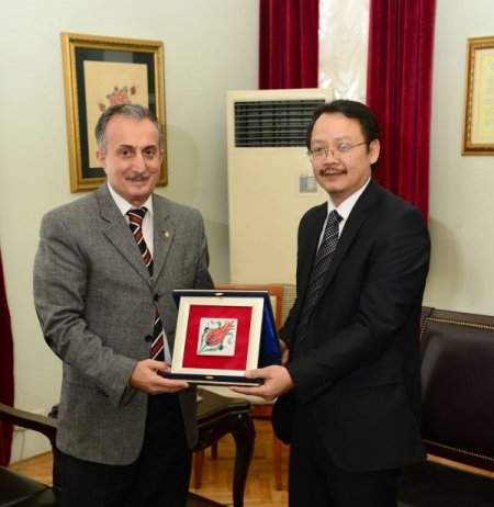 Endonezya, Bursa ile ilişkileri geliştirmek istiyor