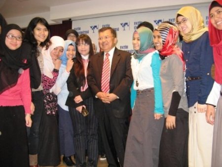 Endonezya eski Devlet Başkanı Yardımcısı, Fatih Üniversitesi'ni ziyaret etti