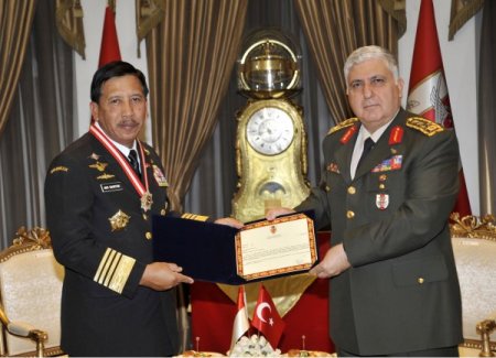 Endonezya Silahlı Kuvvetler Komutanı'ndan Genelkurmay Başkanı Özel'e Ziyaret