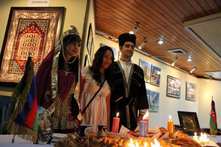 Endonezya'da 7 ülke elçiliğinin katılımıyla Nevruz kutlaması