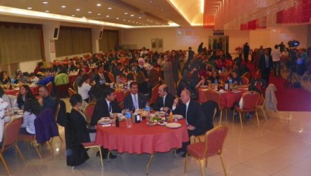 Endonezyalı Öğrenciler Türkçeleriyle Hem Coşturdu Hem Duygulandırdı