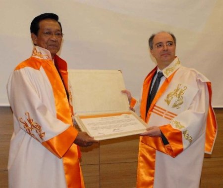 Endonezyalı Sultan: Dünya uygarlığının inşasında Türkiye Endonezya el ele