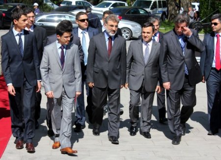 Enerji Bakanı: Yeni Petrol Kanunu Gerçek Yatırımcının Önünü Açacak