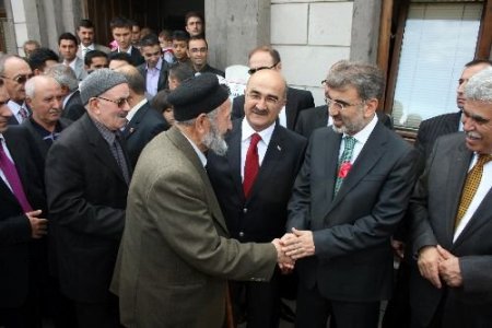 Enerji Bakanı Yıldız: Devlet Ve Millet Kaynaşmasını Önemsiyoruz