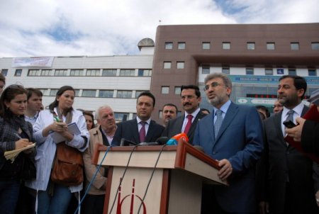 Enerji Bakanı Yıldız: Sokak Lambaları Tasarruf İçin Değiştirilecek