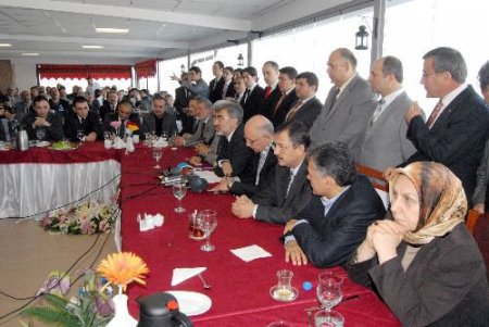 Enerji Bakanı Yıldız: Türkiye'de 5 Yıl İçinde Enerji İçin 20 Milyar Dolarlık Yatırım Yapacağız