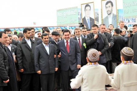 Enerji Bakanı Yıldız: Türkmenistan'da Verimli Görüşmelerde Bulundum