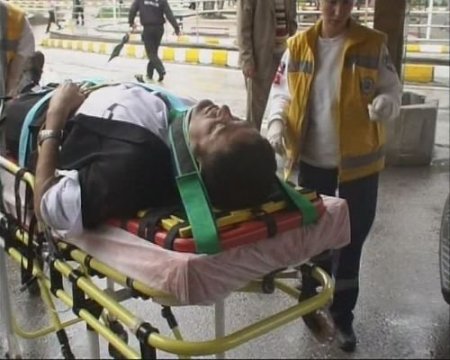 Enerji Bakanı Yıldız'ı Takip Eden Korumalar Kaza Yaptı: 3 Yaralı