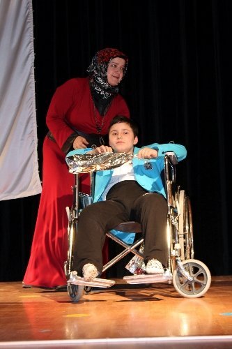 Engeli, Peygamber sevgisine engel değil