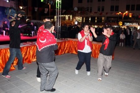 Engelli asker adaylarına kına gecesi