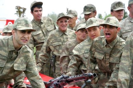 Engelli askerler terhis olma sevinci yaşadı