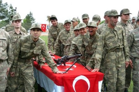 Engelli askerler terhis olma sevinci yaşadı