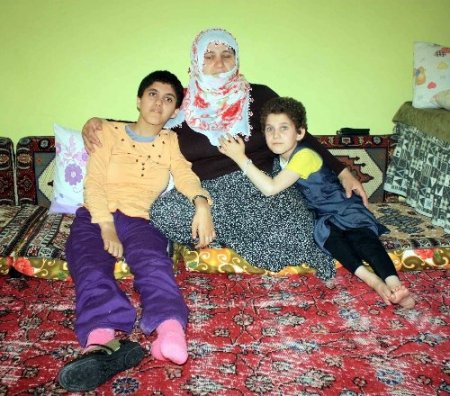 Engelli çocukların annesi: Allah vermiş şükrediyorum