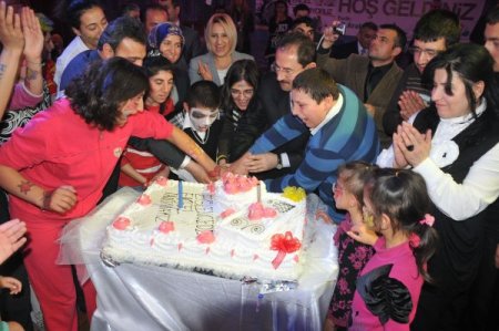 Engelli öğrencilerden 'Gangnam Style' dans
