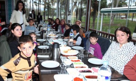 Engelli öğrencilere büyükşehir morali