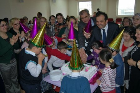 “Engelli olmak, yaşama bir engel değildir”