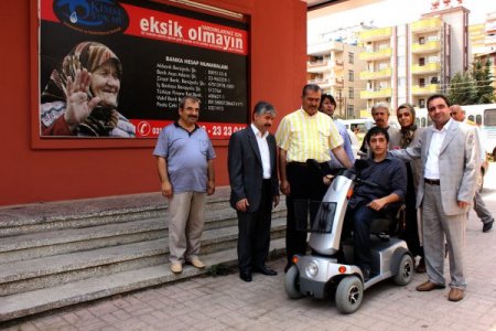 Engelli Tıp Fakültesi Öğrencisinin Araç Hayali Gerçeğe Dönüştü