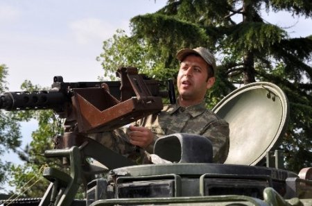 Engelliler, asker olmanın mutluluğunu yaşadı