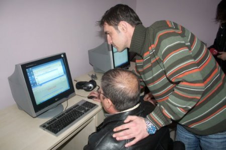 Engelliler, Bilgisayar Kullanmayı Öğrendi, Şimdi Tasarım Yapacak