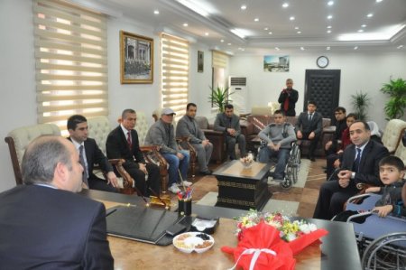 Engelliler, Vali Aydın’ı ziyaret etti
