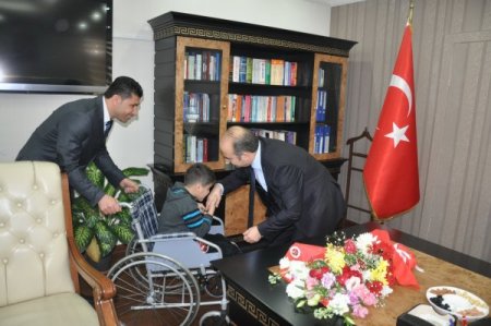 Engelliler, Vali Aydın’ı ziyaret etti