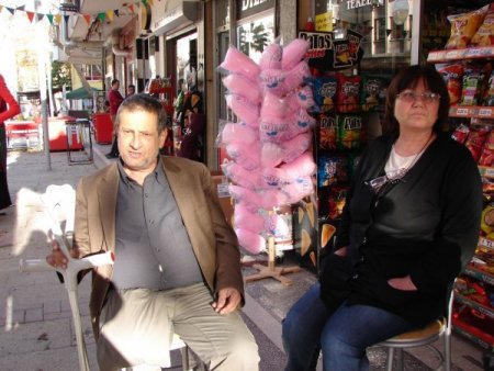 Engelliler Günü'nde engellinin büfesi soyuldu