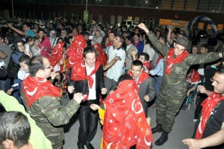 Engelliler kına yaktı, selam verdi, aileleri gözyaşı döktü