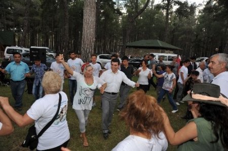 Engelliler şenlikte doyasıya eğlendi