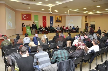 Engelliler şiir dinletisinde buluştu