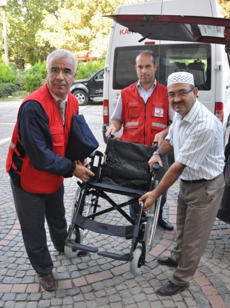 Engelliler tarihi camileri tekerlekli sandalye ile gezecek