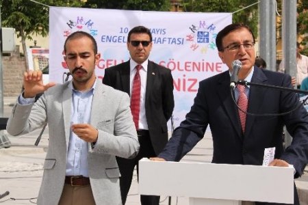 Engelliler üçüncü kez şölende buluştu