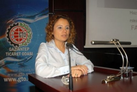Engelliler Ve Ailelerine Seminer Verildi