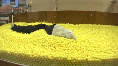 Enkaz Altındaki İnsanlara ‘kertenkele Robot’ Ulaşacak