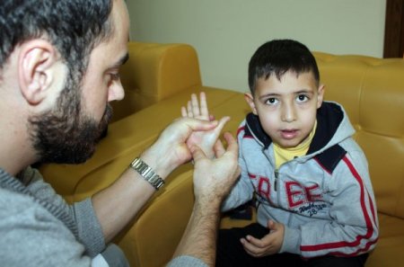 Epilepsi hastası el ve ayak masajıyla bayılma nöbetlerinden kurtuldu