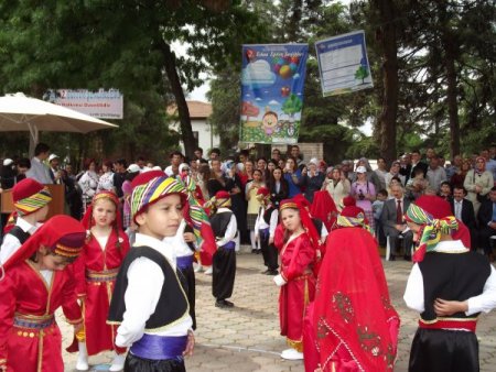 Erbaa Eğitim Şenliklerinde, Coşkulu Kutlama