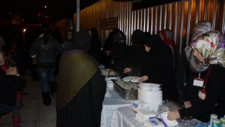 Erbakan, Fatih Camii'nde dualarla anıldı