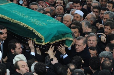 Erbakan Son Yolculuğuna Uğurlandı