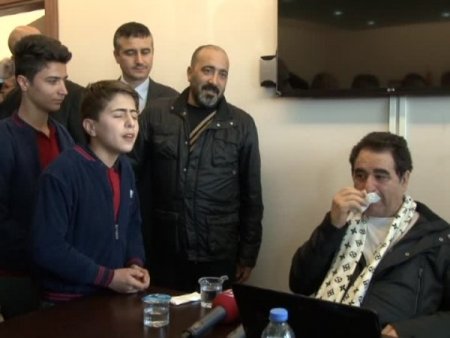 Erbil'de Tatlıses'i ağlatan sürpriz