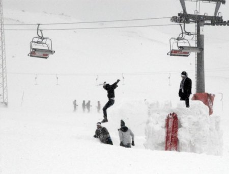 Erciyes Kayak Merkezi’nde Kar Kalınlığı 4 Metre Oldu