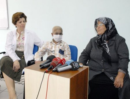 Erciyes Üniversitesi'nde Kemik İliği Ardından Kordon Kanından Kök Hücre Nakli