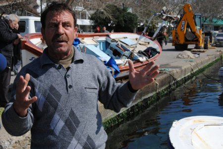 Erdek'te kayıp üç balıkçının bulunması için 30 bin metrekarelik alan taranıyor