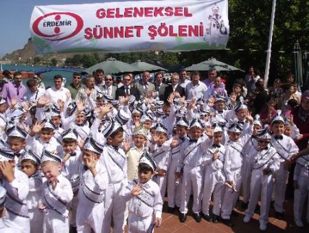 Erdemir 179 Çocuğu Sünnet Ettirdi