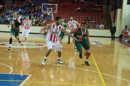 Erdemir: 75 - Banvit: 82