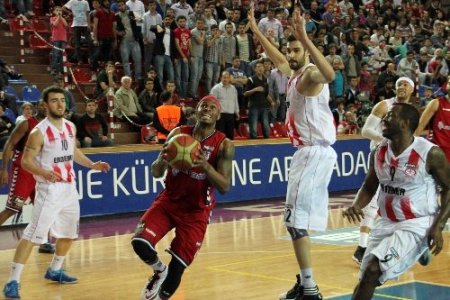 Erdemir: 77 - Beşiktaş: 92